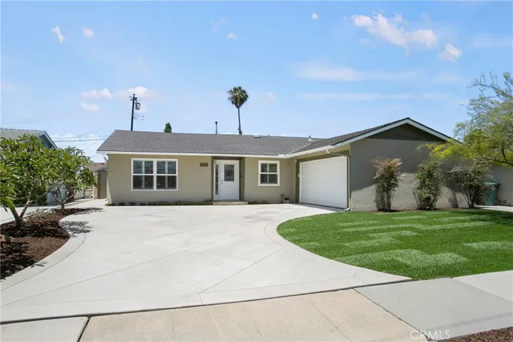 16361 Bayshore Lane, Huntington Beach, California 92649