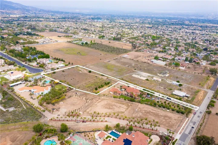4106 Lester Avenue, Corona, California 92881