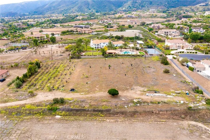 4106 Lester Avenue, Corona, California 92881