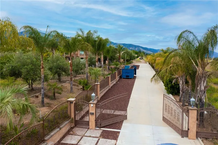 4106 Lester Avenue, Corona, California 92881