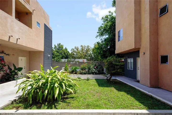 148 N Mar Vista Avenue, Pasadena, California 91106