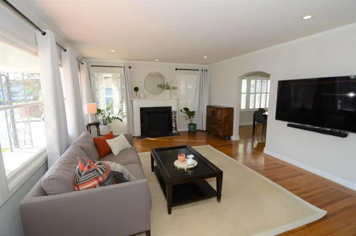 1564 Belmont Avenue, San Carlos, California 94070