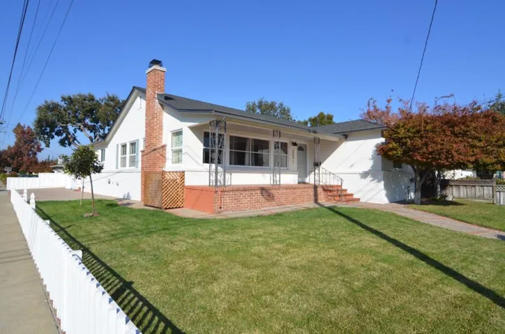 1564 Belmont Avenue, San Carlos, California 94070