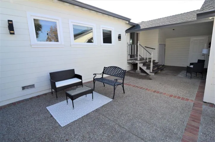 1564 Belmont Avenue, San Carlos, California 94070