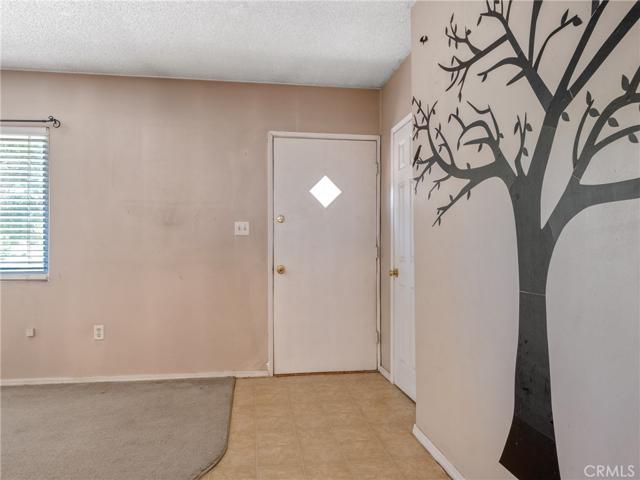 10101 Monte Vista Road, Phelan, California 92371