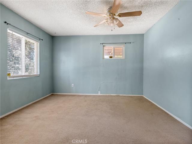 10101 Monte Vista Road, Phelan, California 92371