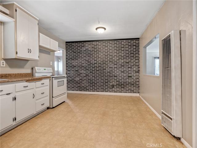 10101 Monte Vista Road, Phelan, California 92371
