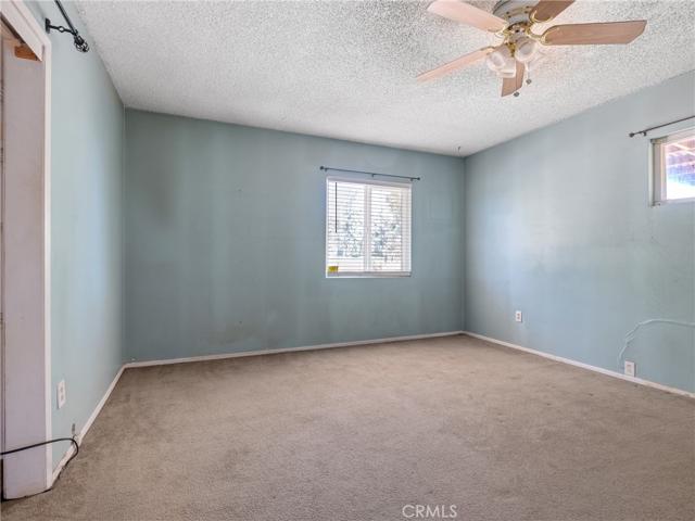 10101 Monte Vista Road, Phelan, California 92371