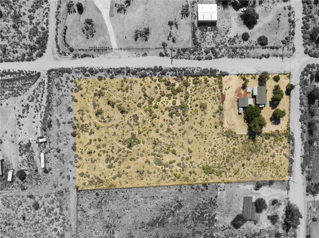 10101 Monte Vista Road, Phelan, California 92371