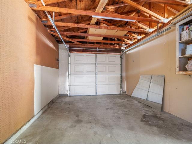10101 Monte Vista Road, Phelan, California 92371