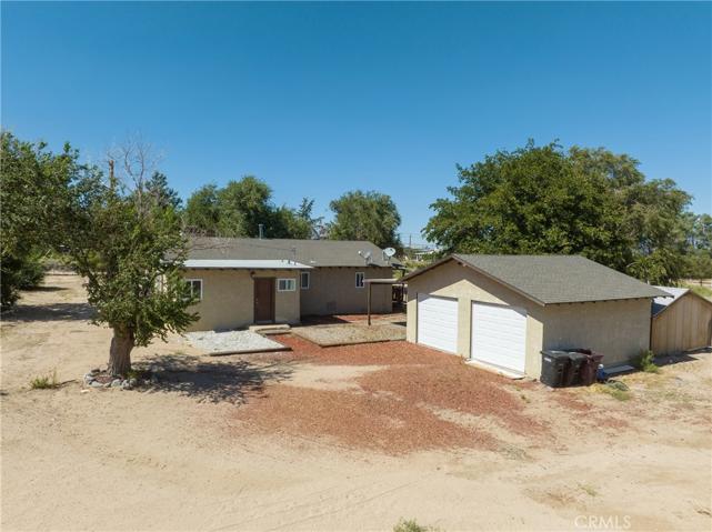 10101 Monte Vista Road, Phelan, California 92371