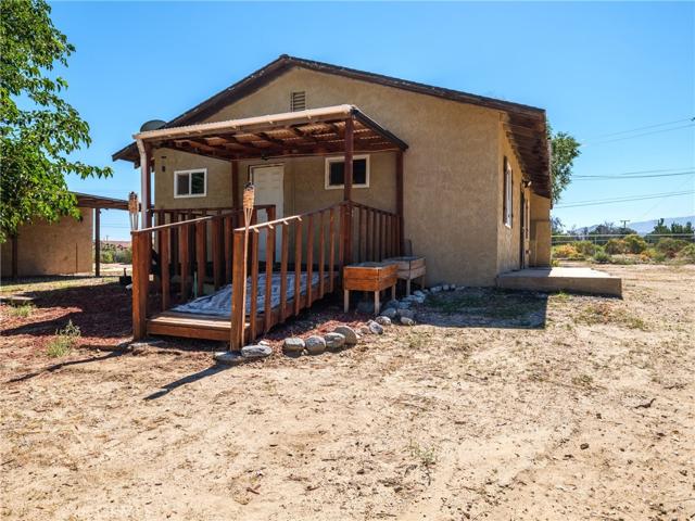 10101 Monte Vista Road, Phelan, California 92371