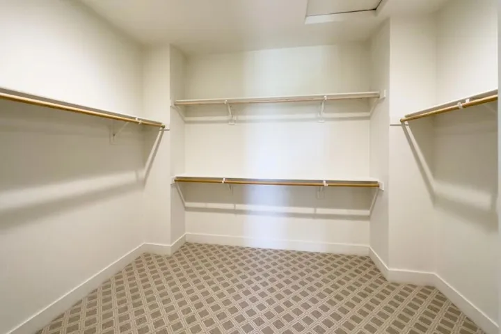 029 (1)