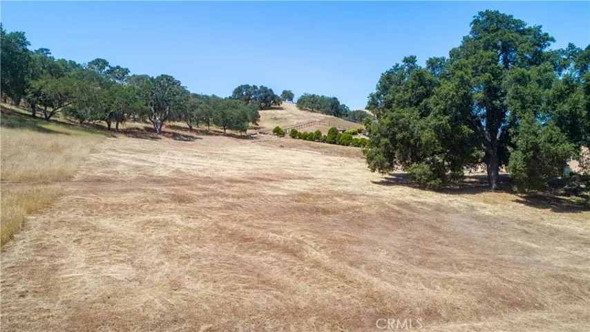 9821 Steelhead Road, Paso Robles, California 93446