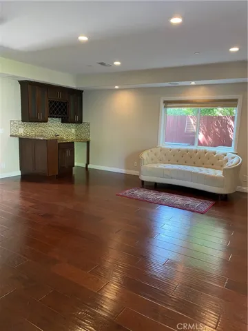 190 N Lima Street, Sierra Madre, California 91024