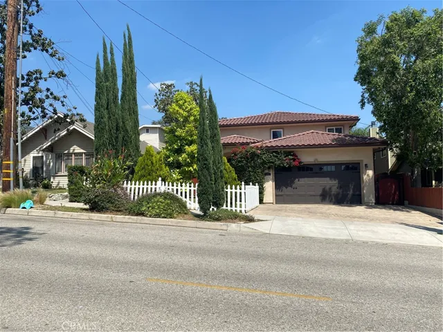 190 N Lima Street, Sierra Madre, California 91024