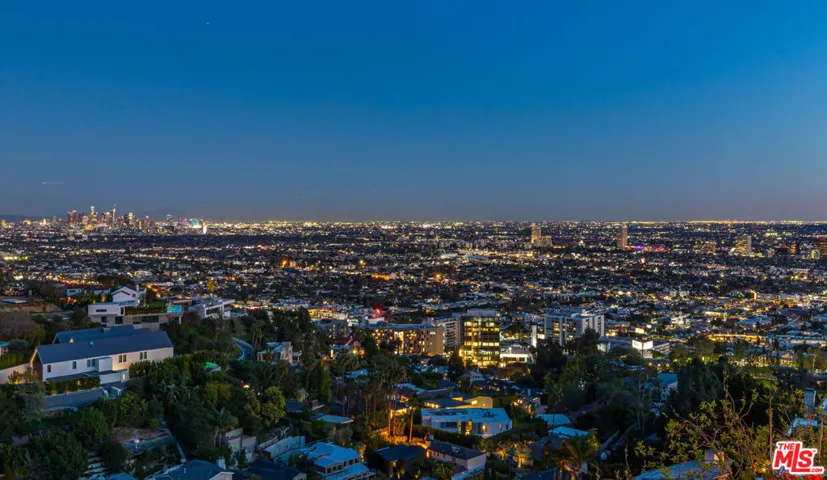 8900 Evanview Drive, Los Angeles, California 90069