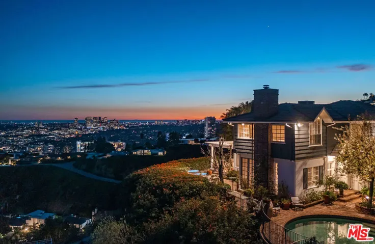 8900 Evanview Drive, Los Angeles, California 90069