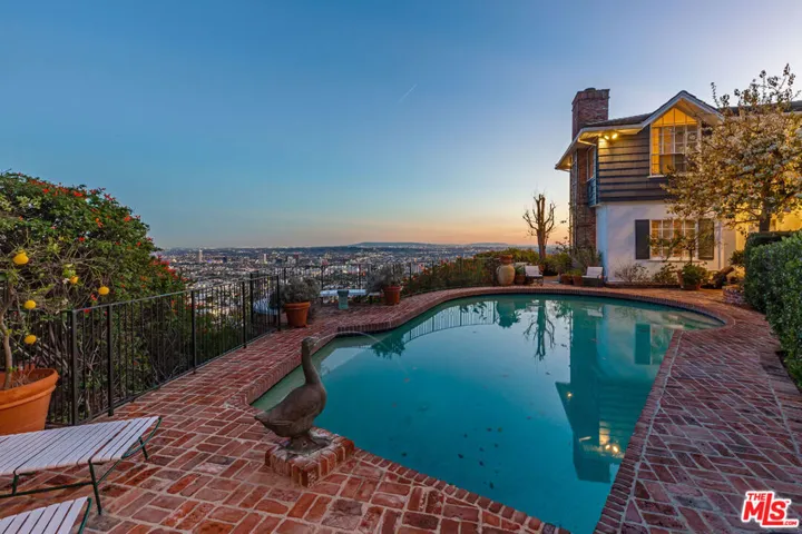 8900 Evanview Drive, Los Angeles, California 90069