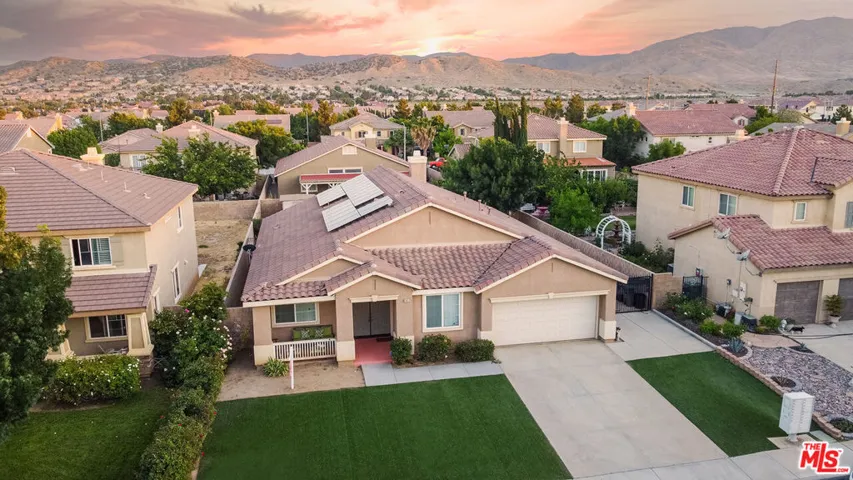 1852 Sunshine, Palmdale, California 93551