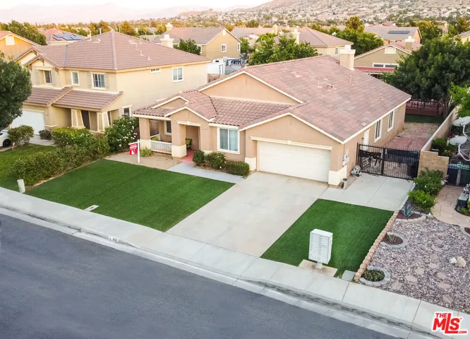 1852 Sunshine, Palmdale, California 93551