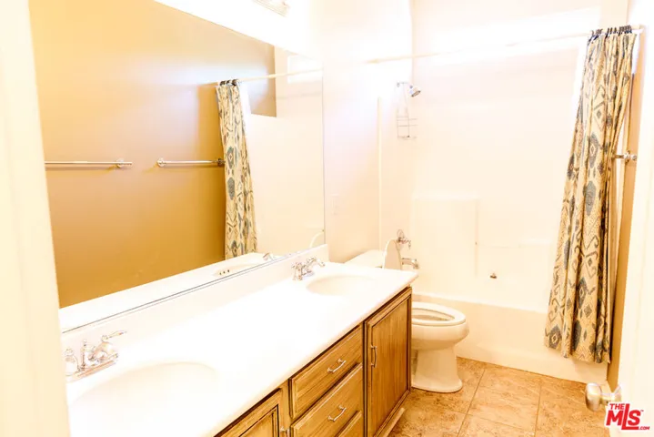 1852 Sunshine, Palmdale, California 93551