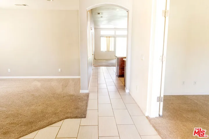 1852 Sunshine, Palmdale, California 93551