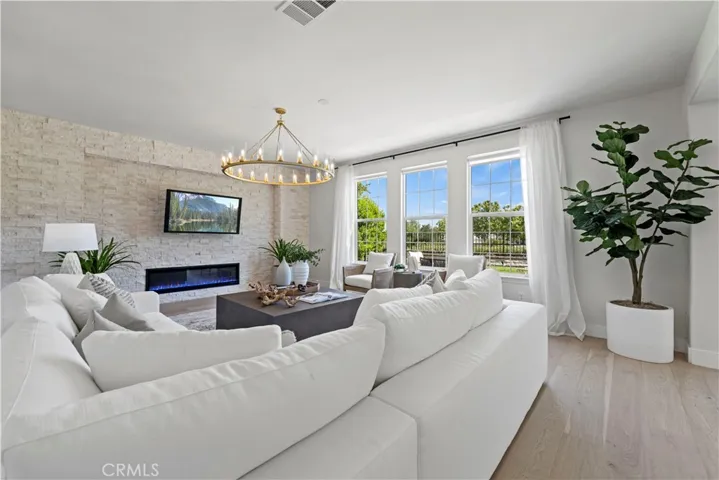26006 Shadow Rock Lane, Valencia, California 91381