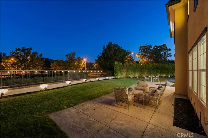 26006 Shadow Rock Lane, Valencia, California 91381