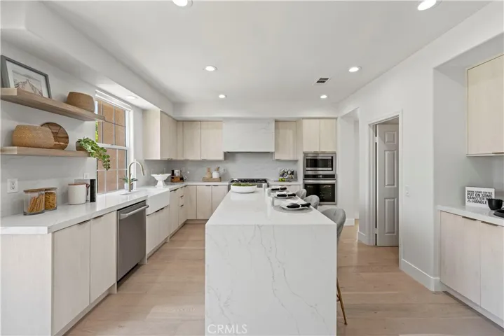26006 Shadow Rock Lane, Valencia, California 91381