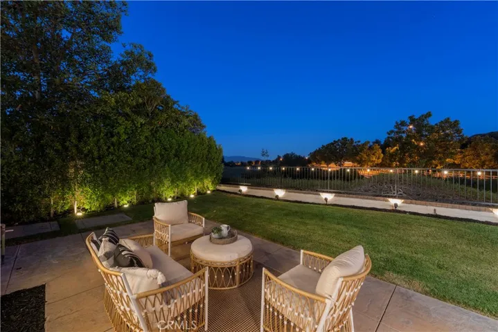 26006 Shadow Rock Lane, Valencia, California 91381