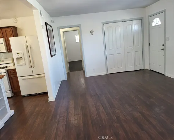 561 Whitney Drive, Hemet, California 92543