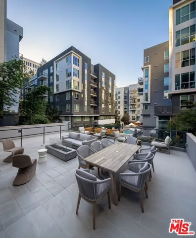 1120 W 6th Street Unit 2136, Los Angeles, California 90017
