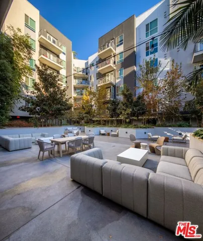 1120 W 6th Street Unit 2136, Los Angeles, California 90017