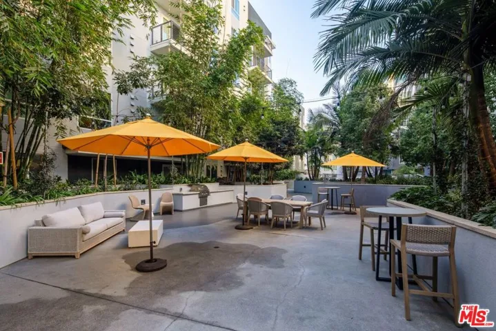 1120 W 6th Street Unit 2136, Los Angeles, California 90017