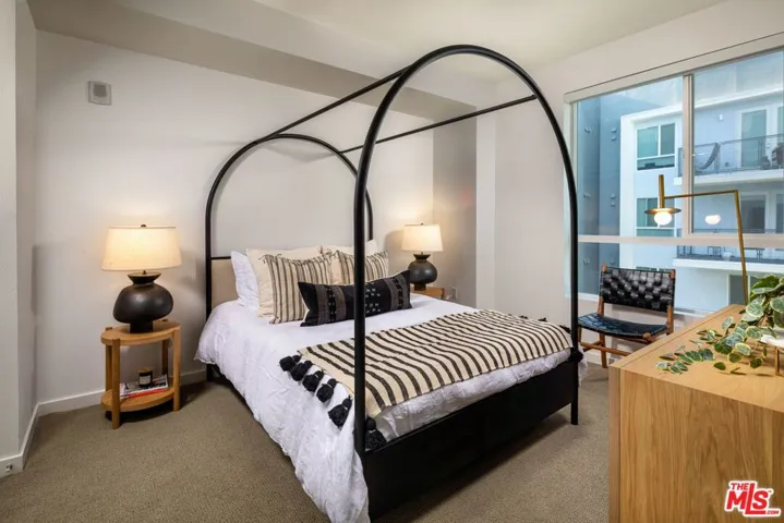 1120 W 6th Street Unit 2136, Los Angeles, California 90017