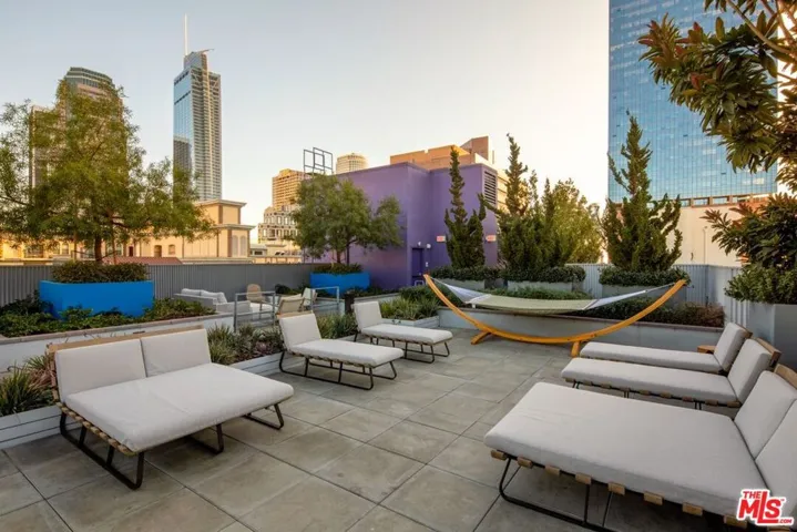 1120 W 6th Street Unit 2136, Los Angeles, California 90017