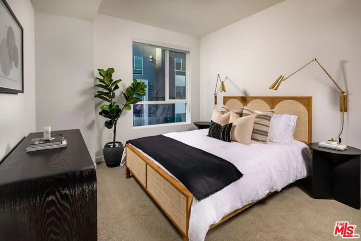 1120 W 6th Street Unit 2136, Los Angeles, California 90017