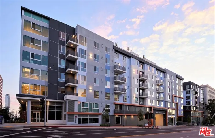 1120 W 6th Street Unit 2136, Los Angeles, California 90017