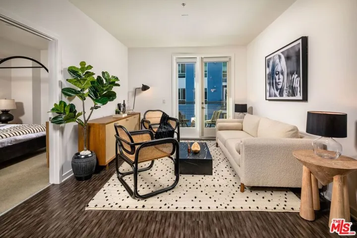 1120 W 6th Street Unit 2136, Los Angeles, California 90017