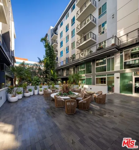 1120 W 6th Street Unit 2136, Los Angeles, California 90017