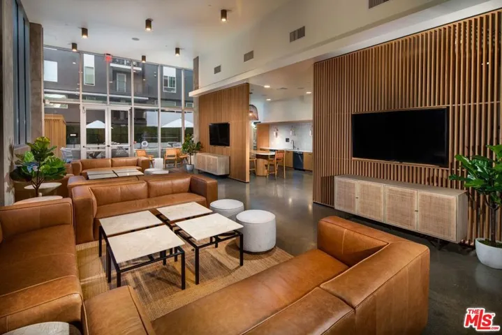 1120 W 6th Street Unit 2136, Los Angeles, California 90017