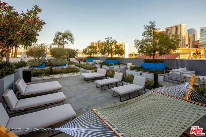 1120 W 6th Street Unit 2136, Los Angeles, California 90017
