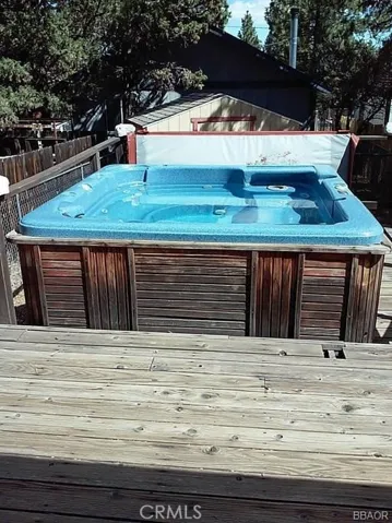 593 Wabash Lane, Sugarloaf, California 92386
