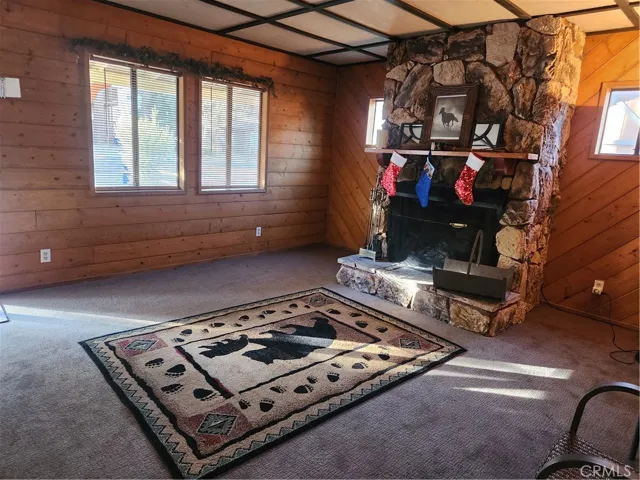 593 Wabash Lane, Sugarloaf, California 92386