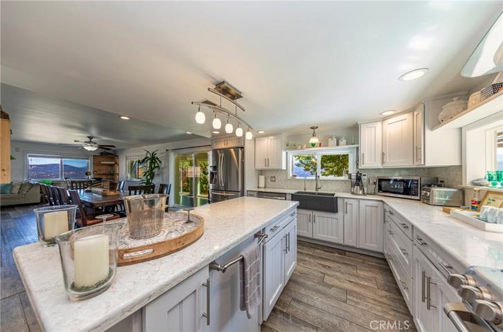 39396 Highway 41, Oakhurst, California 93644