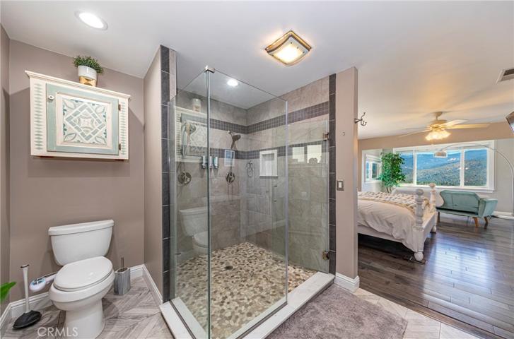 39396 Highway 41, Oakhurst, California 93644