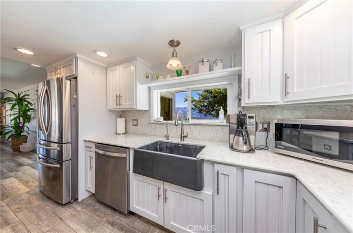 39396 Highway 41, Oakhurst, California 93644