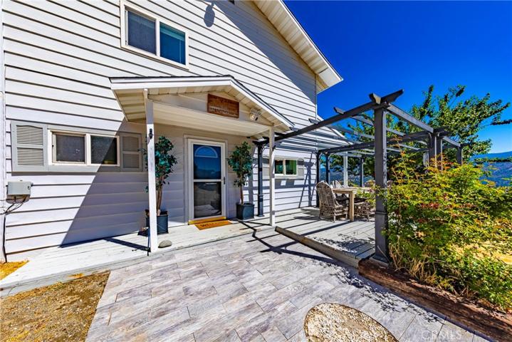 39396 Highway 41, Oakhurst, California 93644