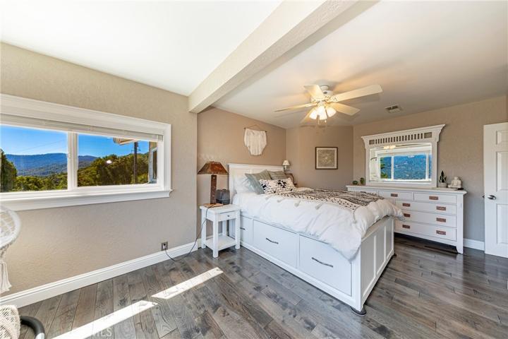 39396 Highway 41, Oakhurst, California 93644